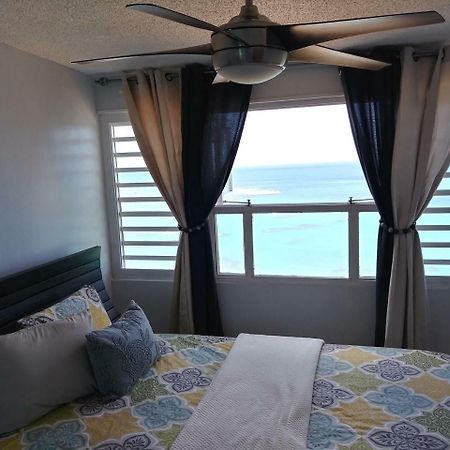 Breezy Beachfront Property With View Of Paradise Luquillo Esterno foto