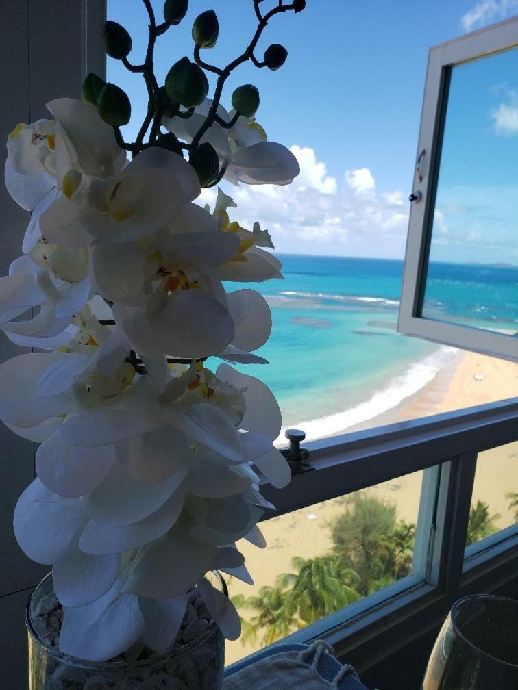 Breezy Beachfront Property With View Of Paradise Luquillo Esterno foto